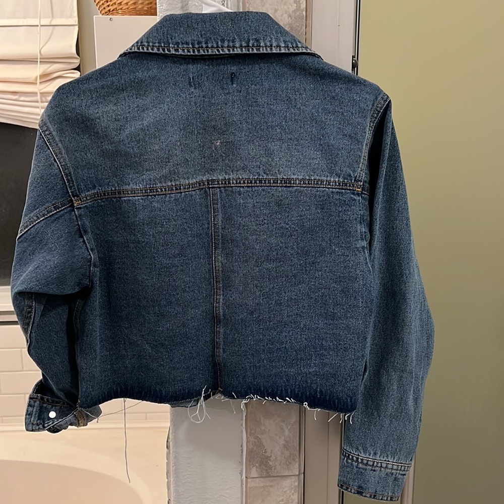 Cropped Denim Jacket - Picture 8 of 8